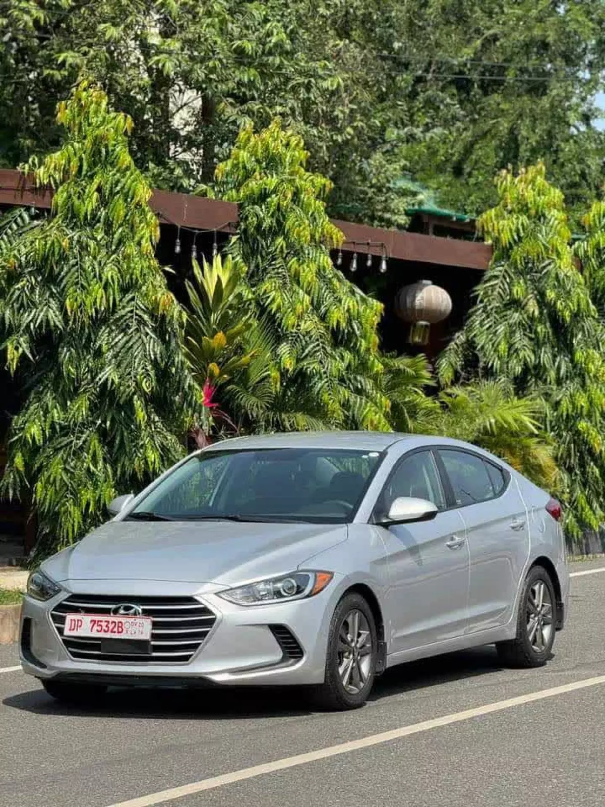 Hyundai Elantra   - 2018