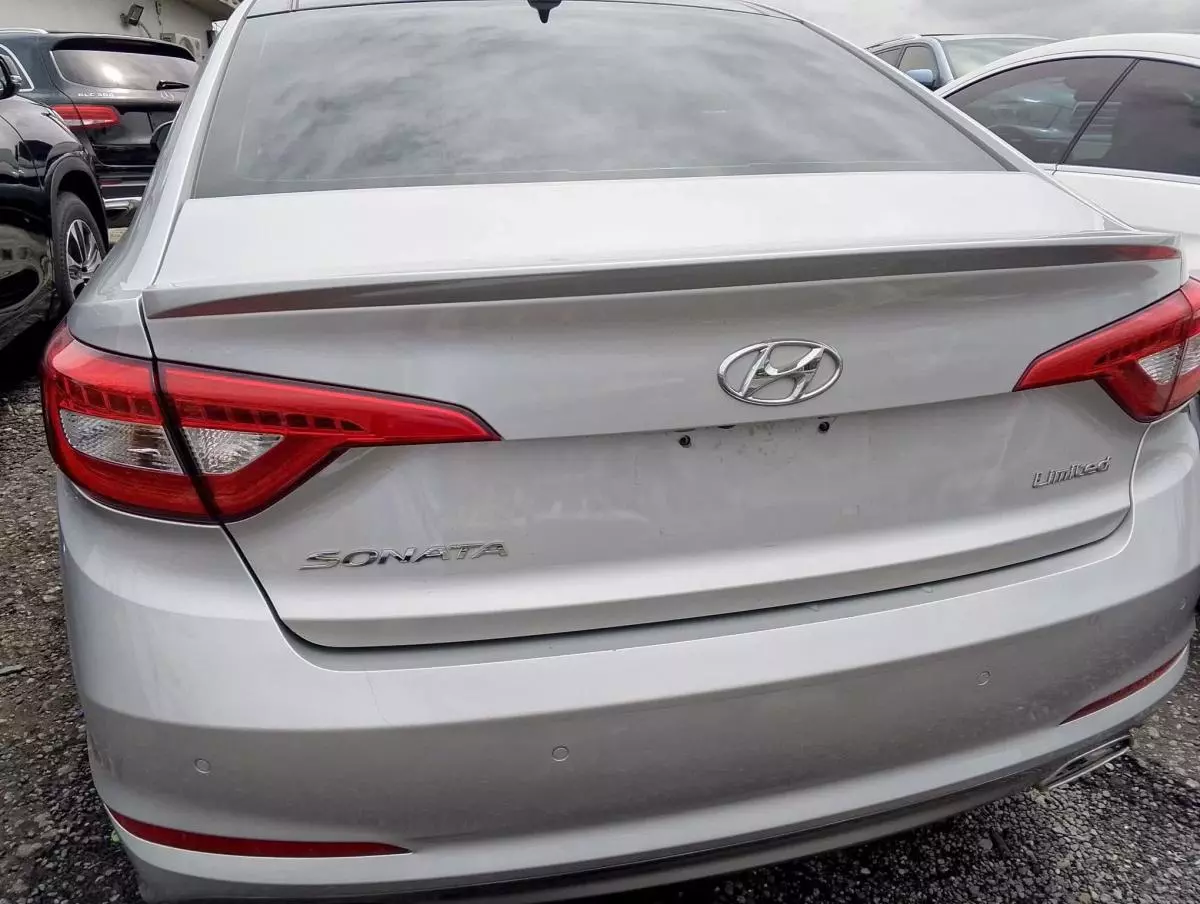 Hyundai SONATA 2,0L BVA GL   - 2015