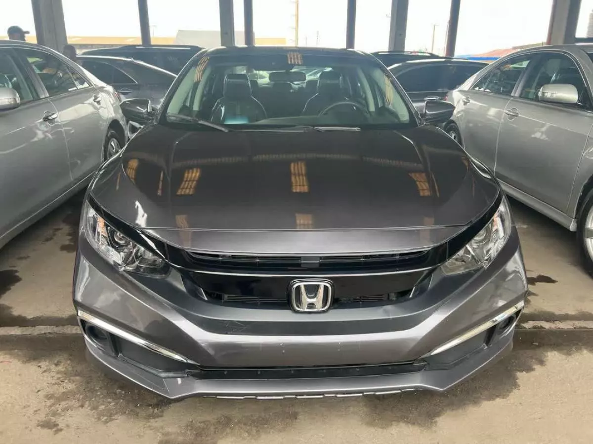 Honda Accord   - 2019