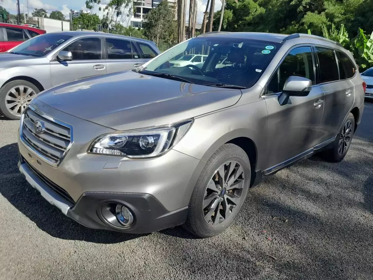 Subaru Outback - 2015