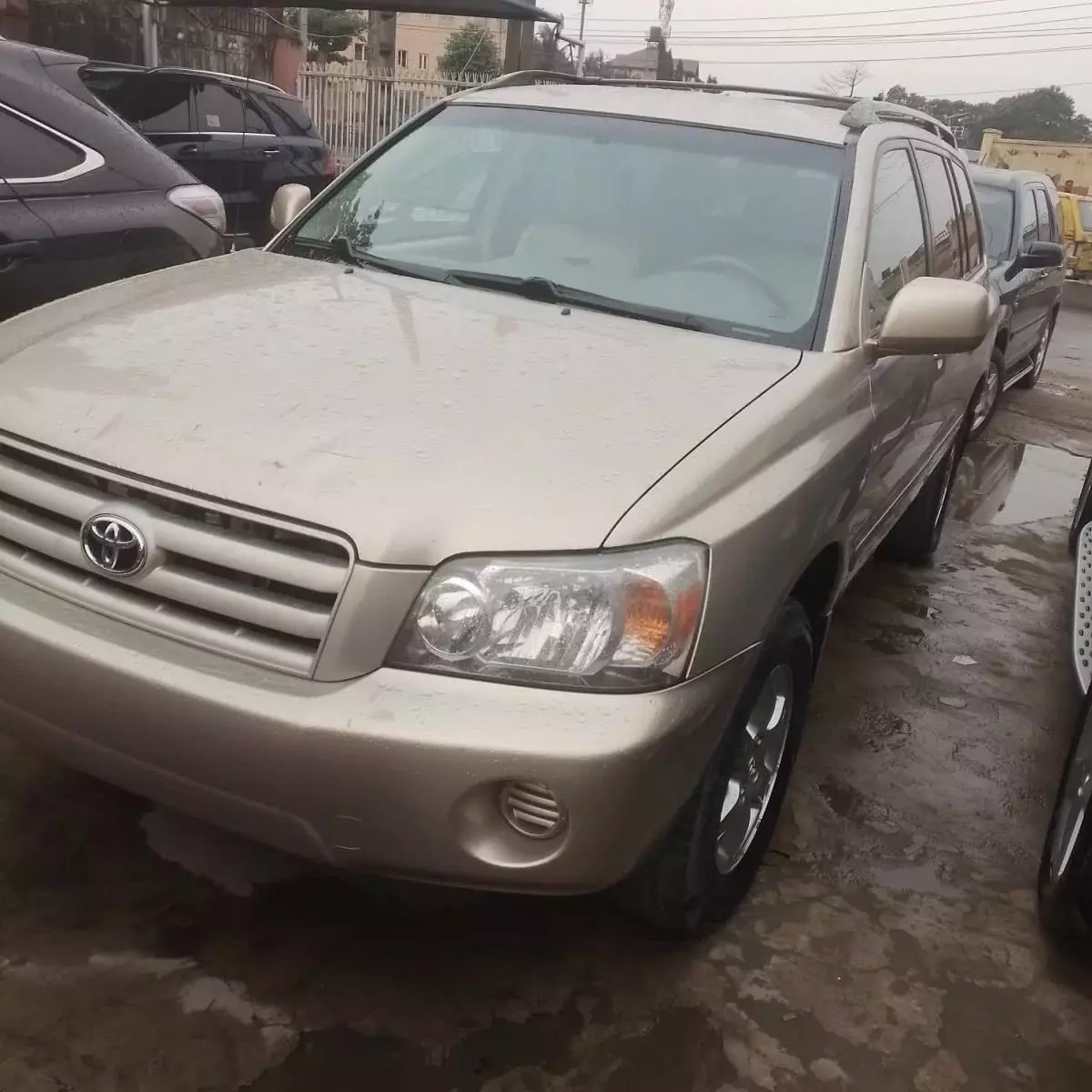 Toyota Highlander   - 2004