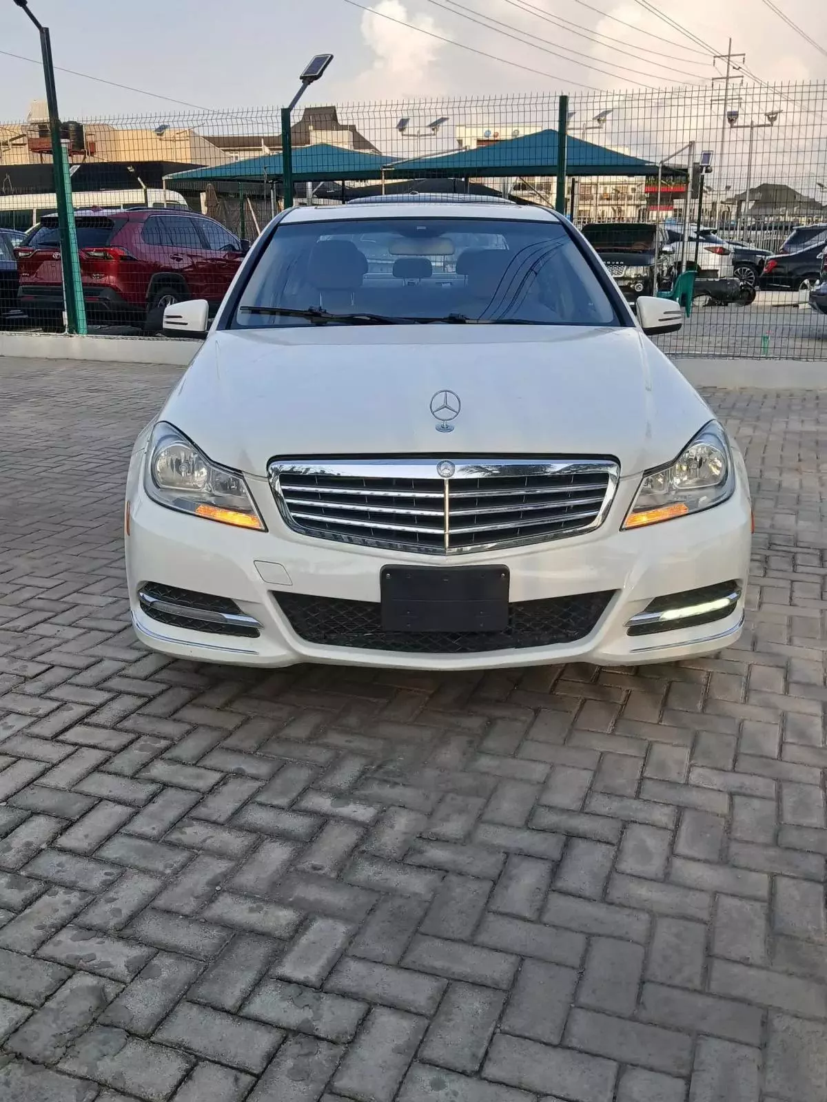 Mercedes-Benz C 300   - 2012