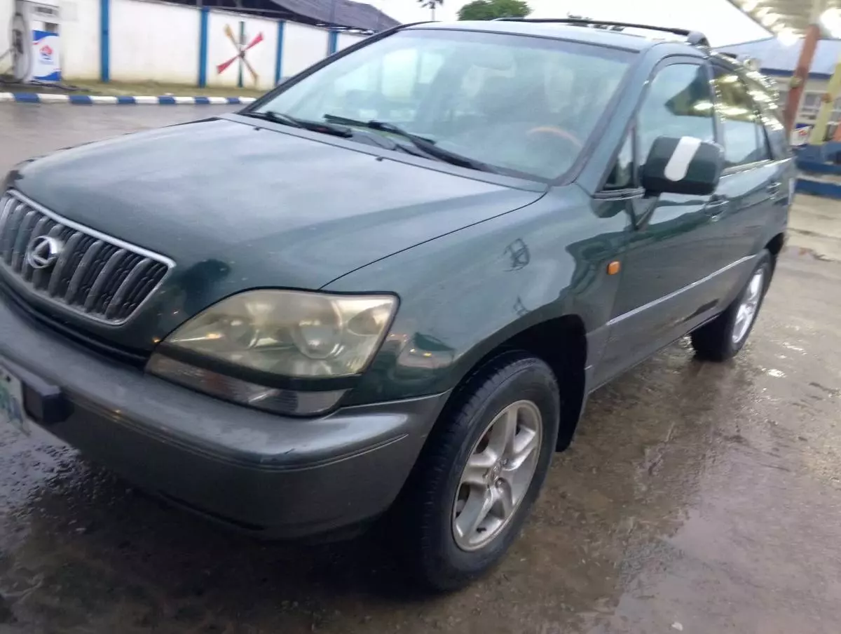 Lexus RX 300   - 1999