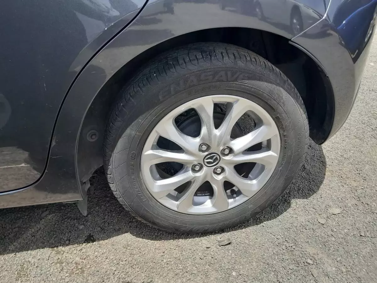 Mazda Demio - 2015