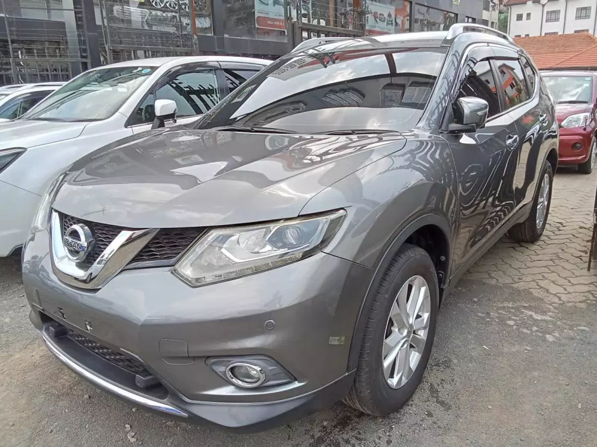 Nissan X-TRAIL - 2017