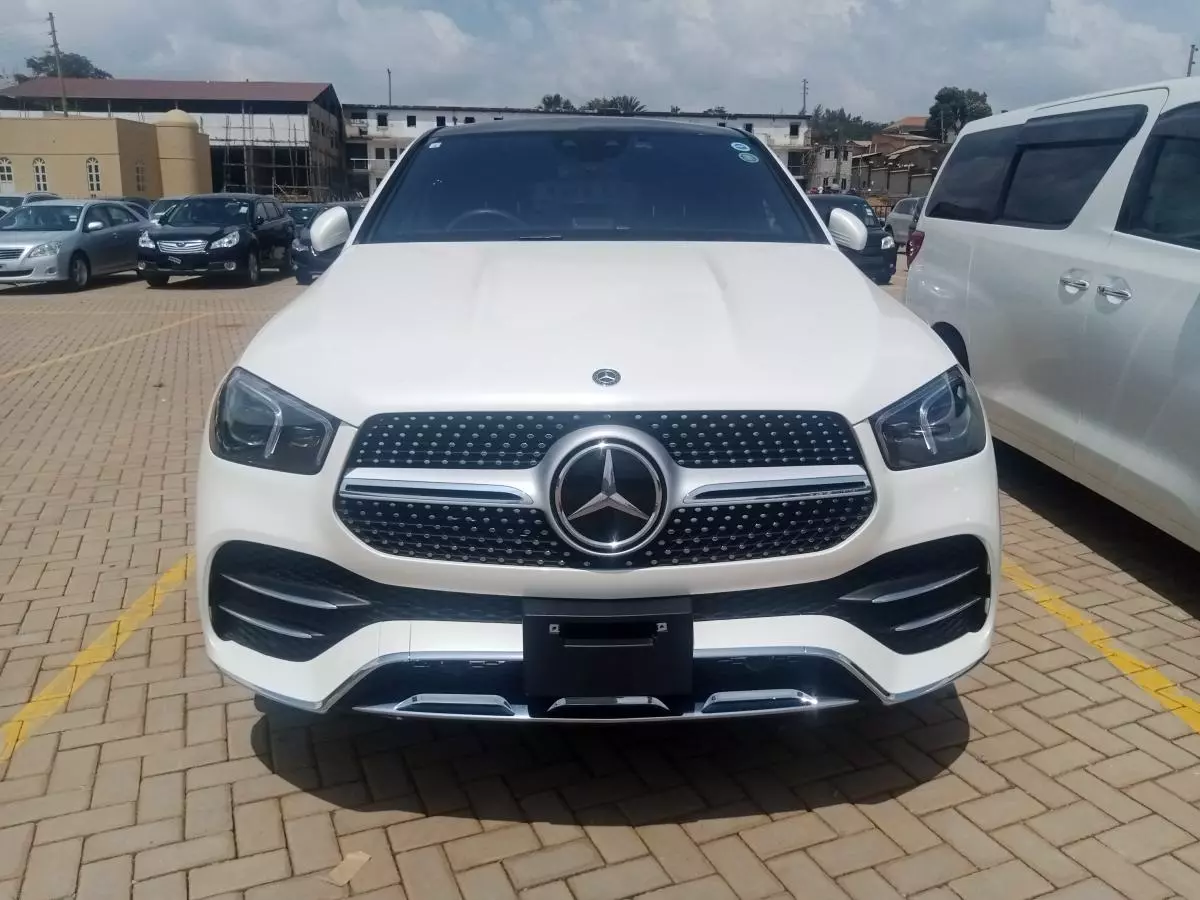 Mercedes-Benz GLE 400   - 2020