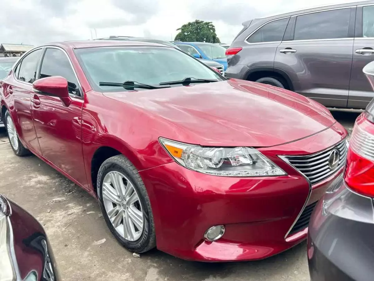 Lexus ES 350   - 2014