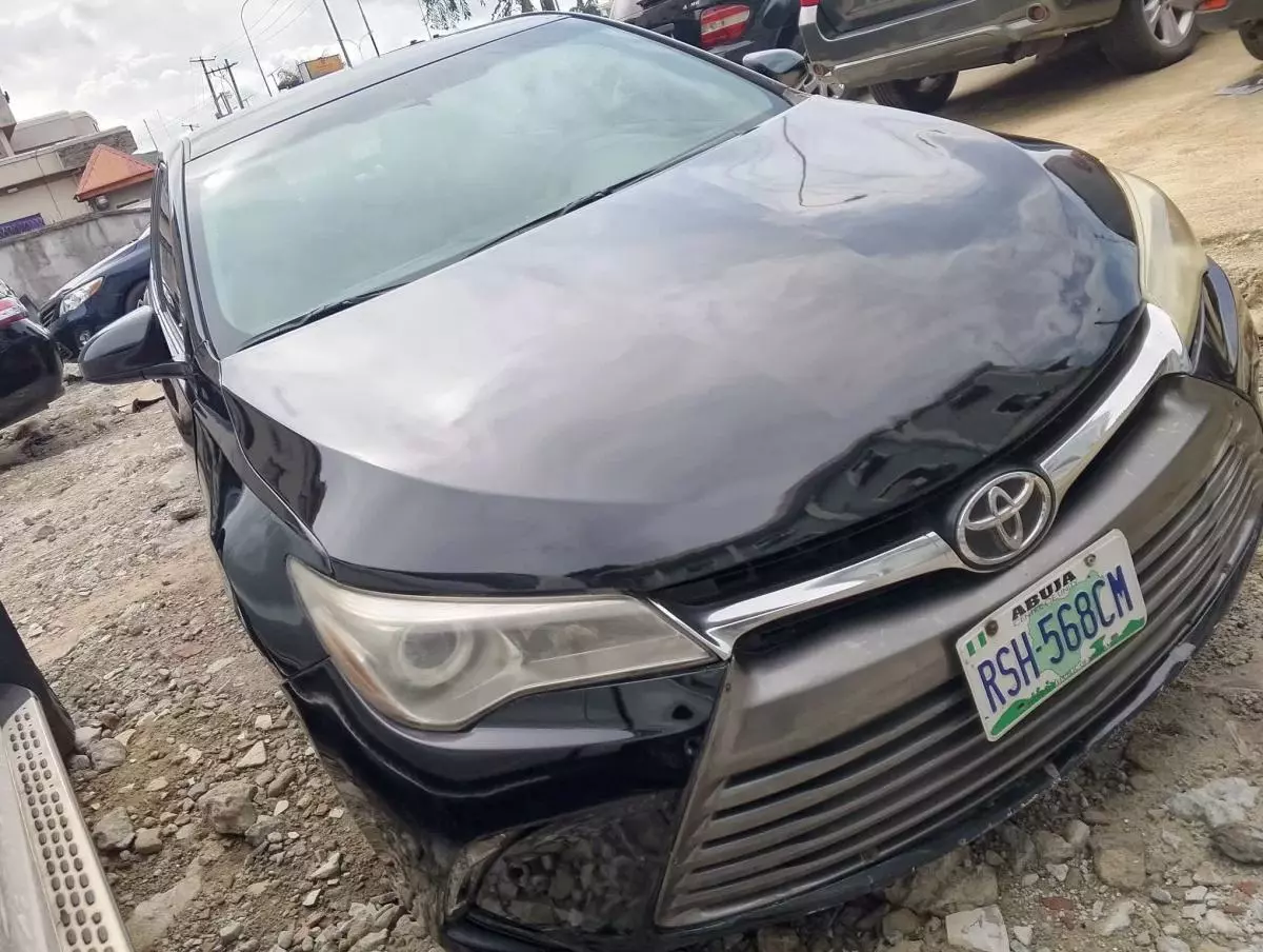 Toyota Camry   - 2015