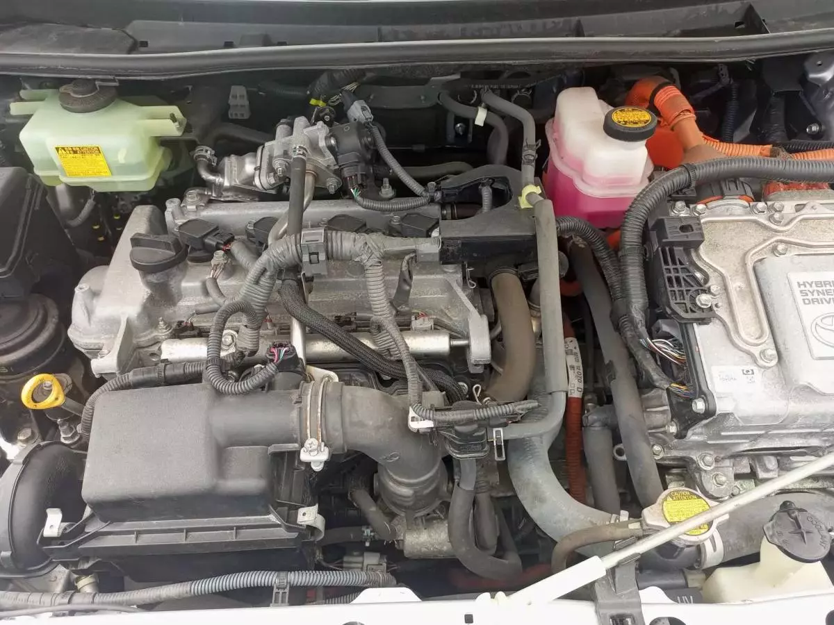 Toyota Fielder hybrid  - 2015