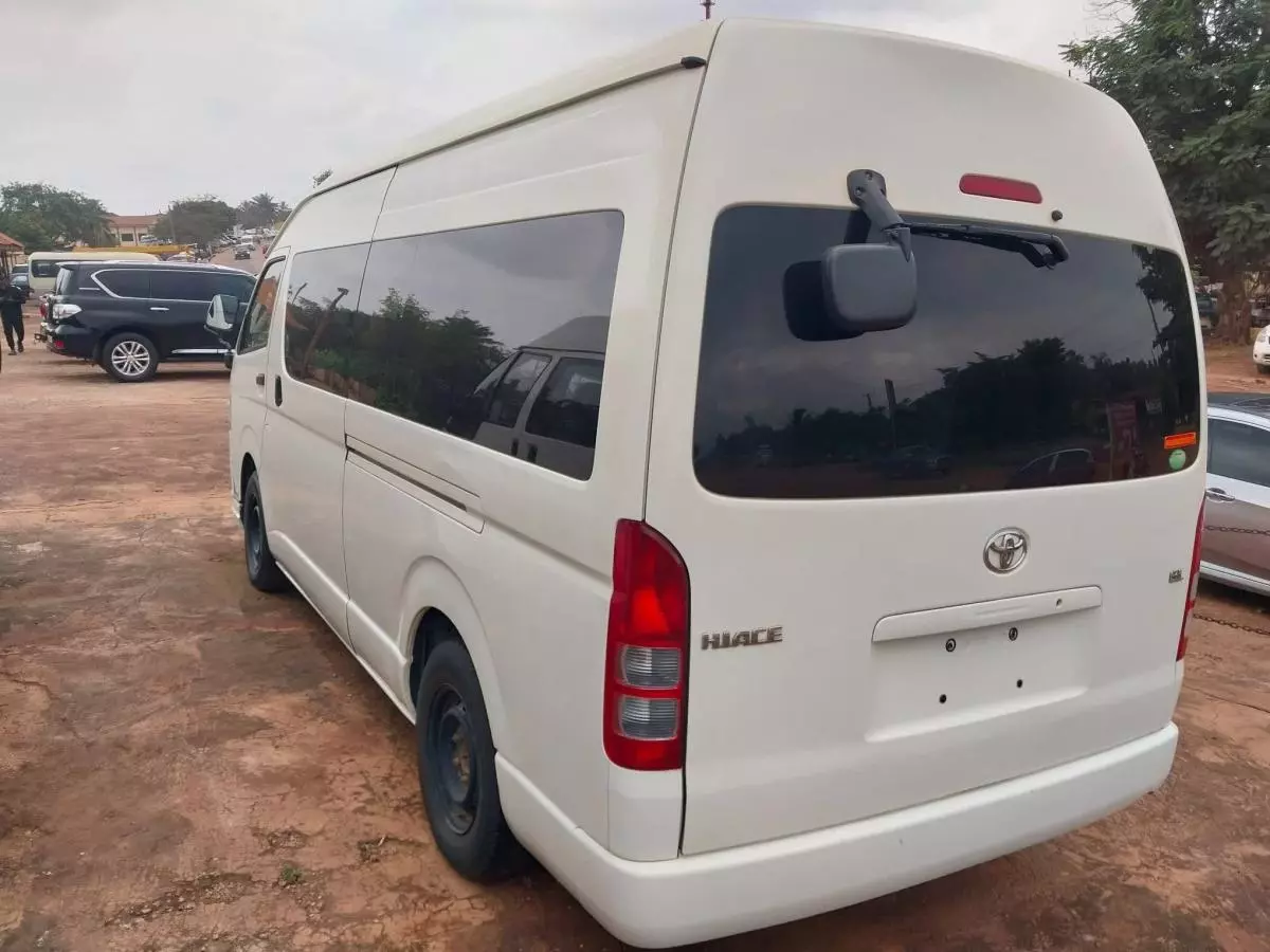 Toyota Hiace (High Roof)   - 2013