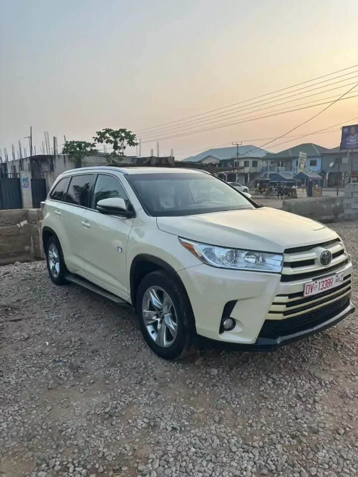 Toyota Highlander   - 2019