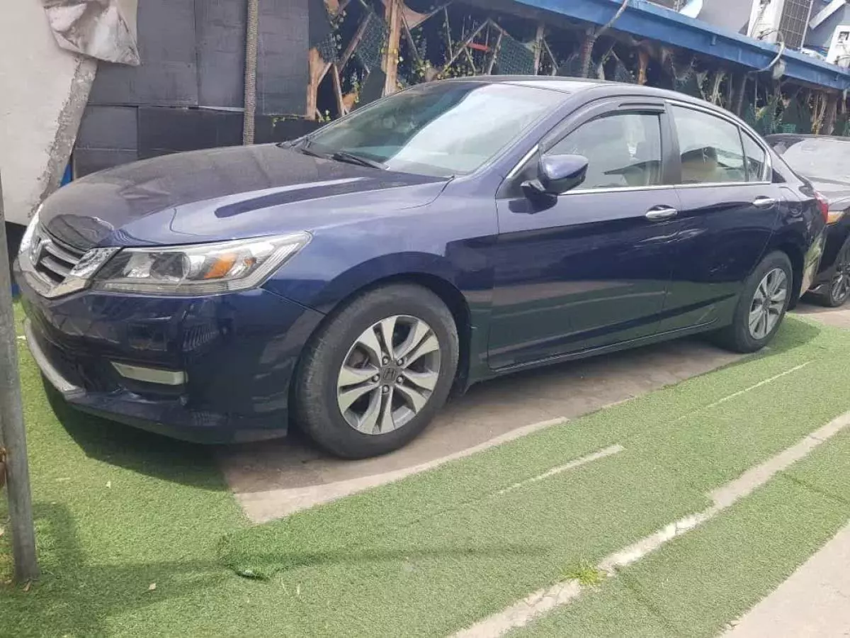 Honda Accord   - 2014