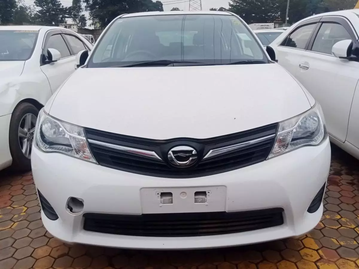 Toyota Fielder    - 2014