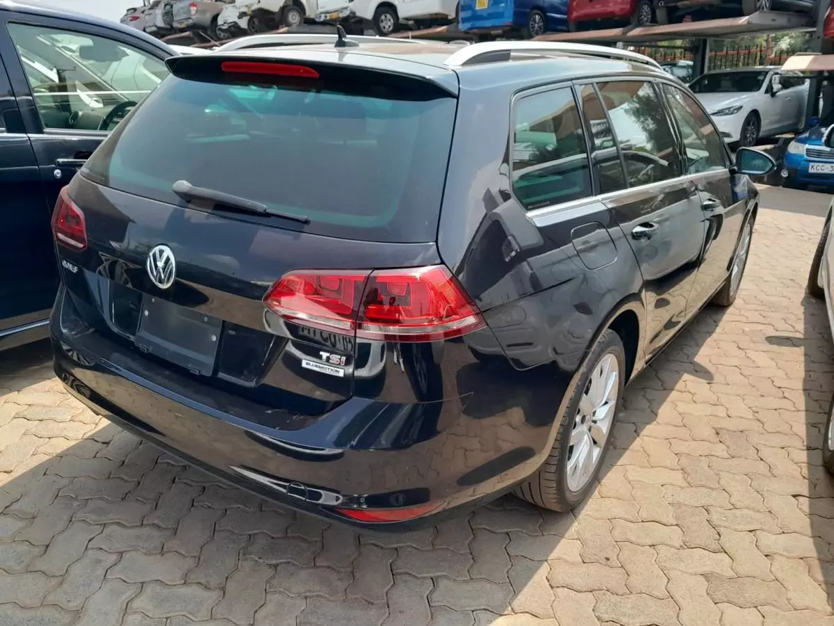 Volkswagen Golf - 2015