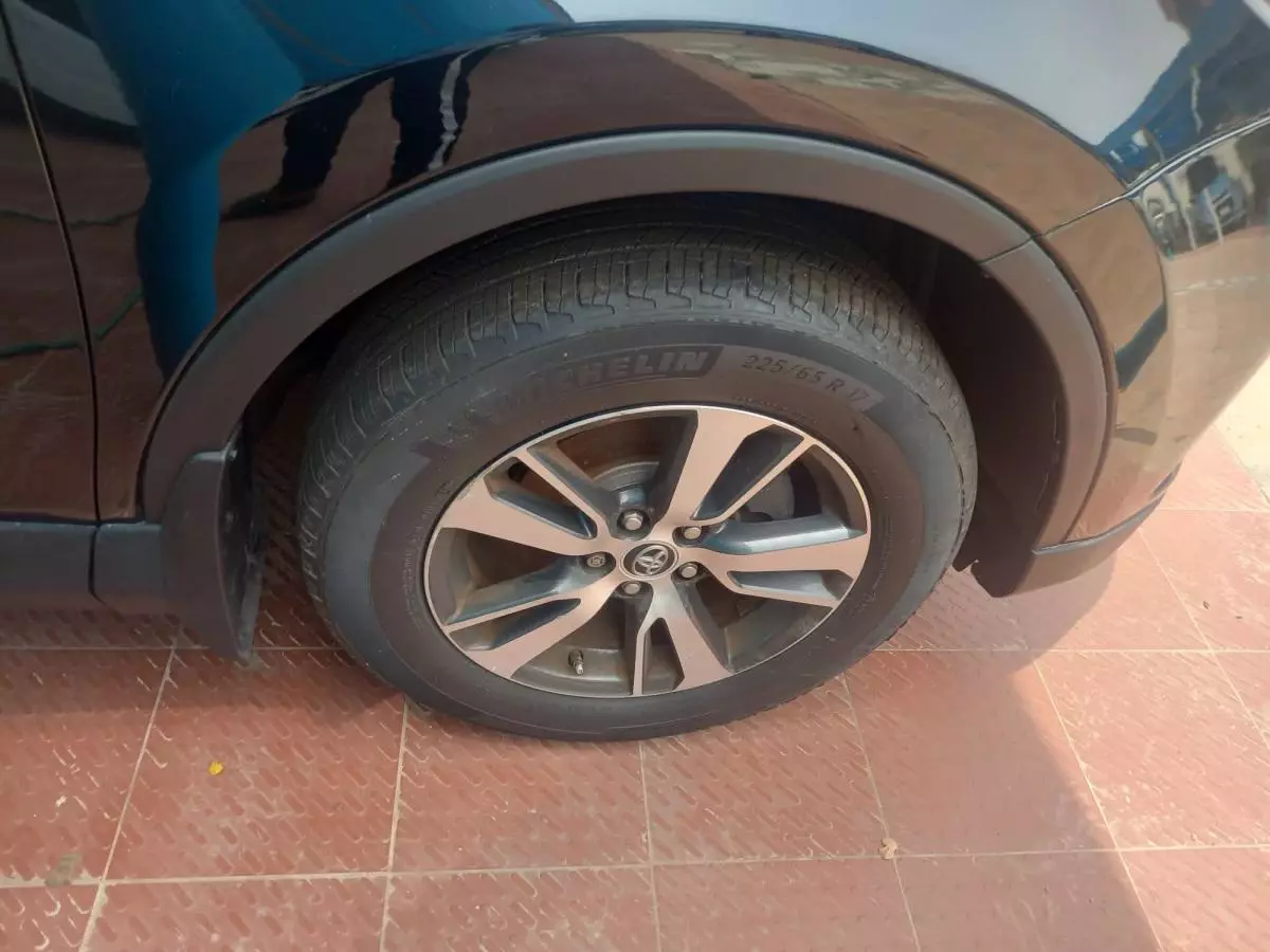 Toyota RAV 4 - 2017