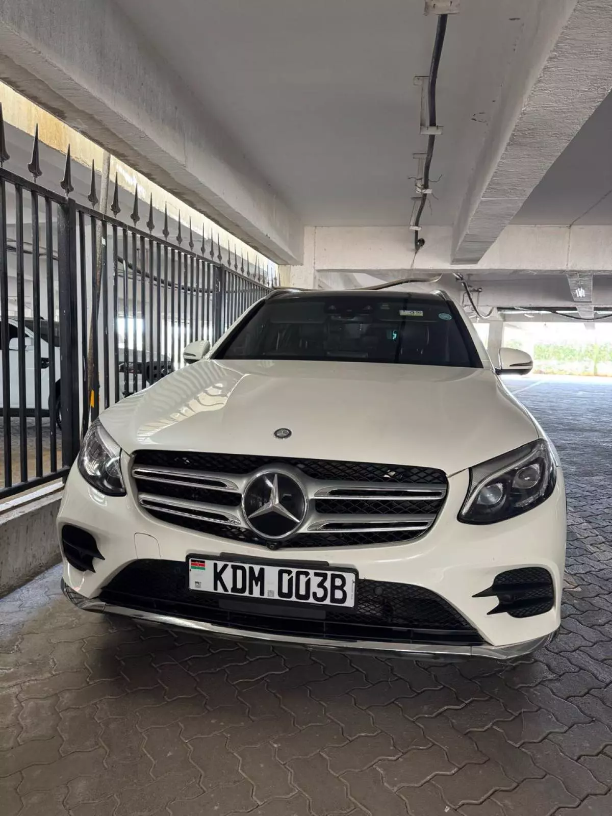 Mercedes-Benz GLC 250   - 2016