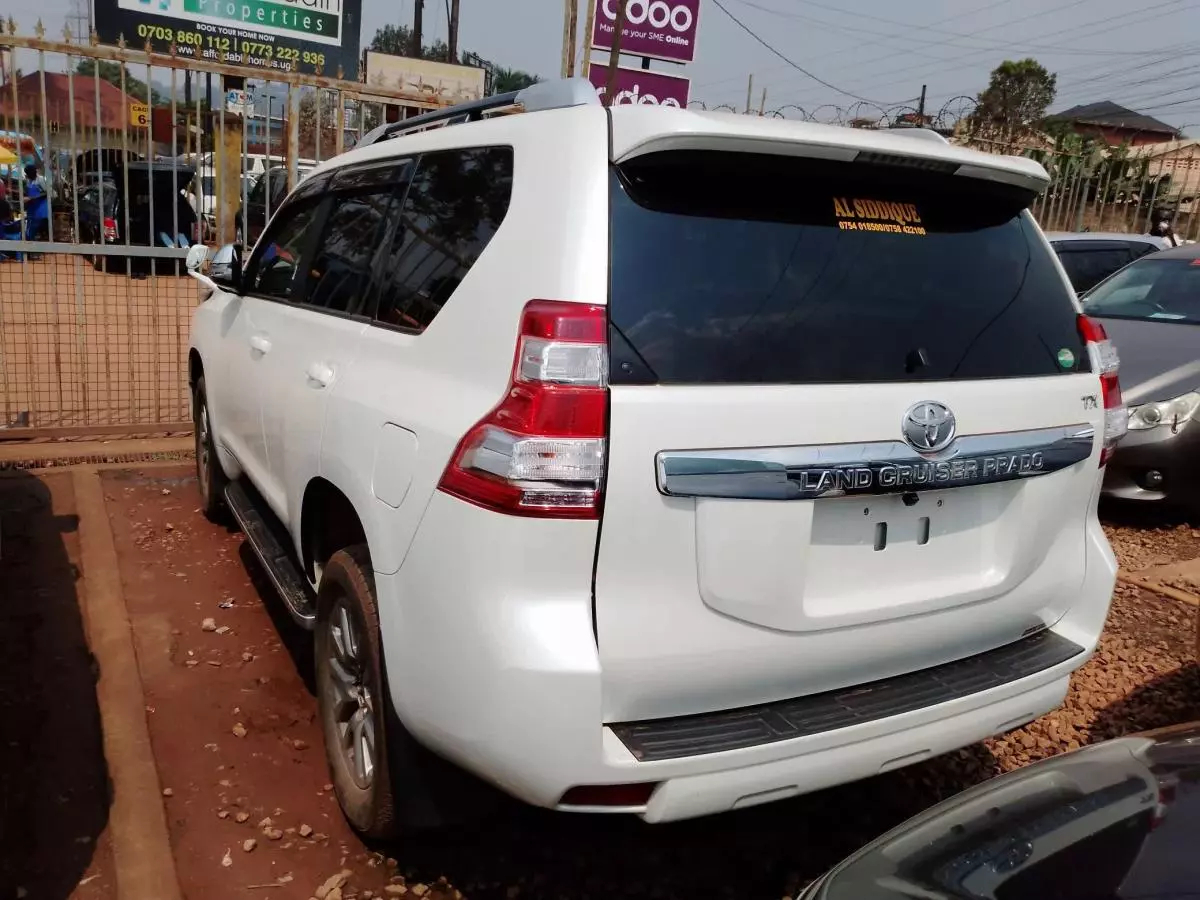 Toyota Land Cruiser Prado TX L   - 2014