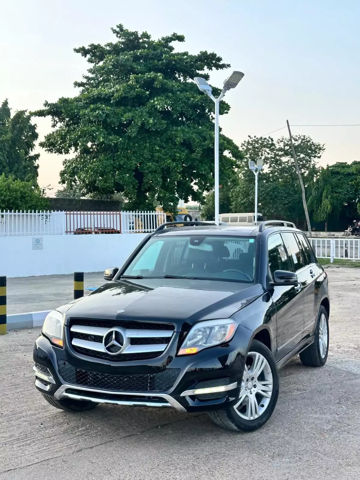 Mercedes-Benz GLK 350   - 2014