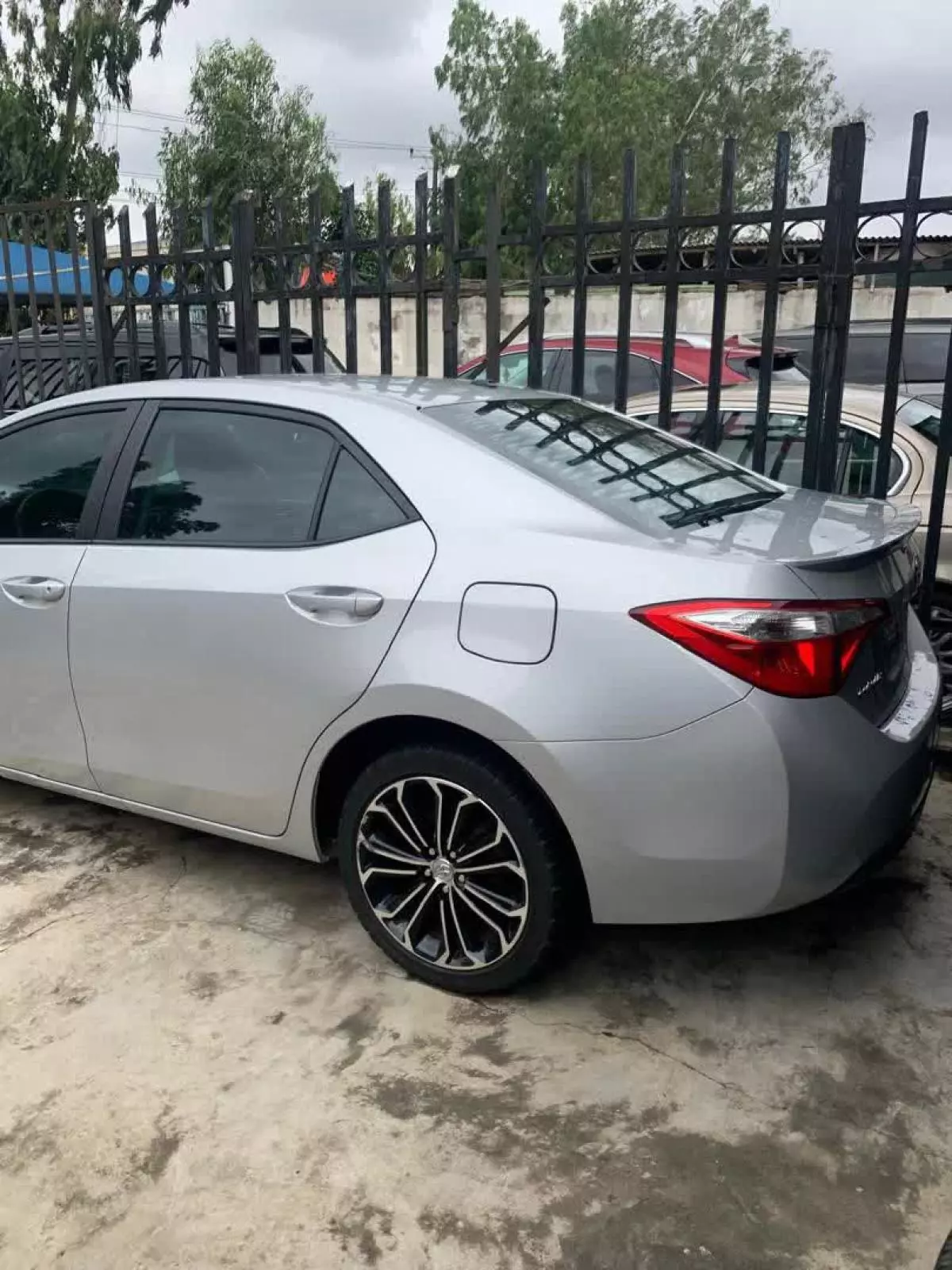 Toyota Corolla   - 2015