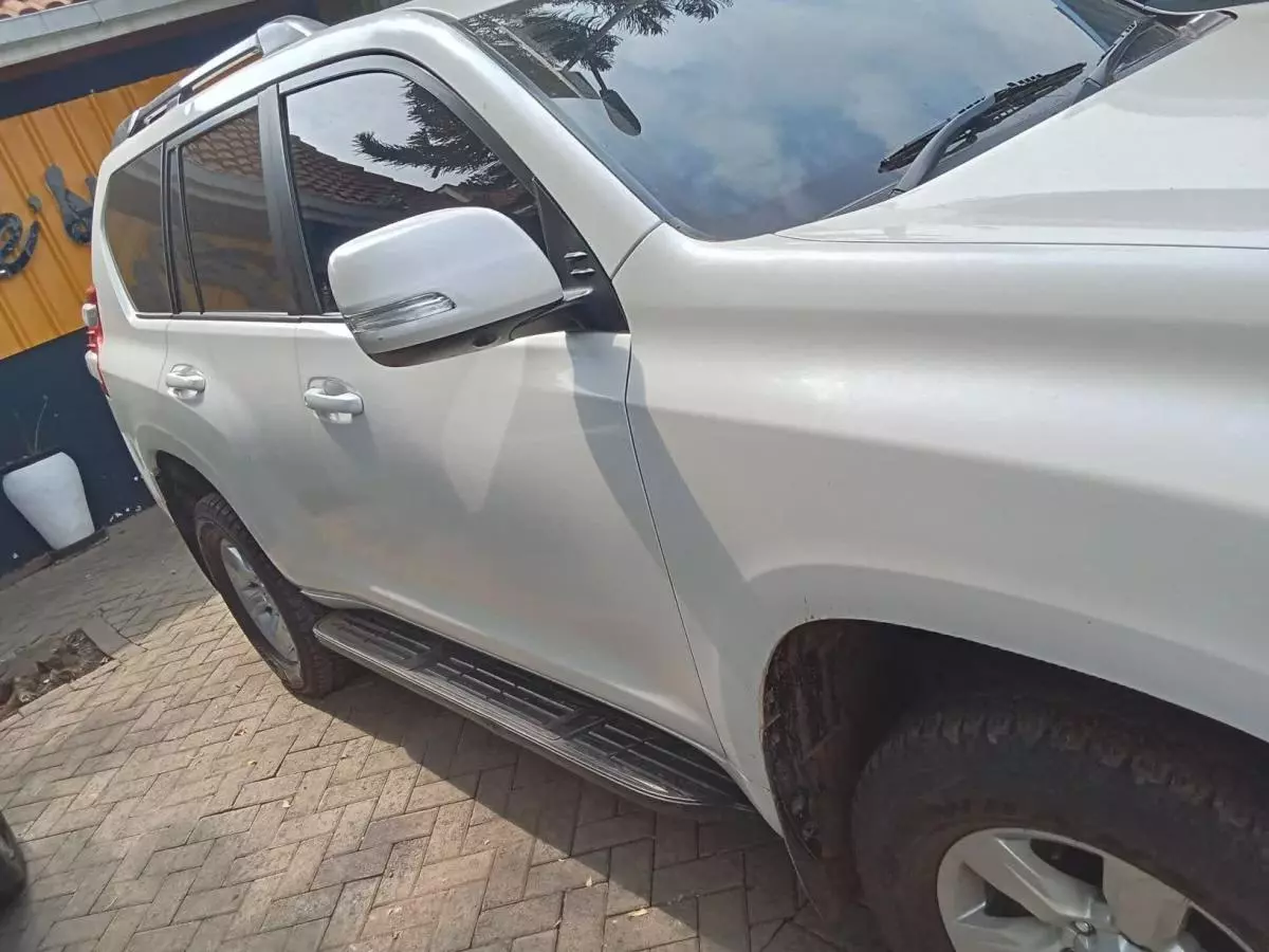 Toyota Landcruiser prado TX   - 2015