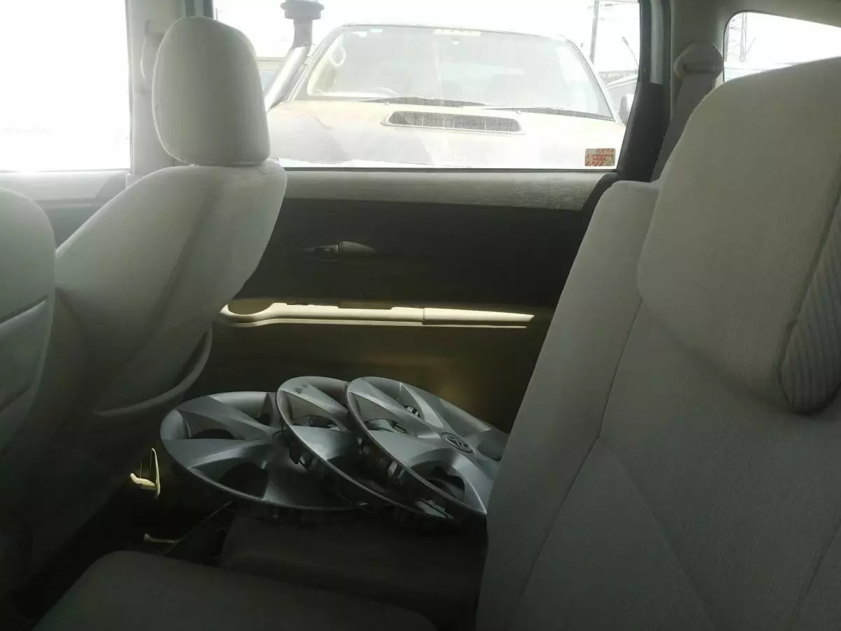 Toyota Passo Sette - 2009