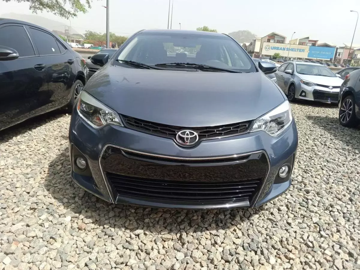 Toyota Corolla Sport   - 2015