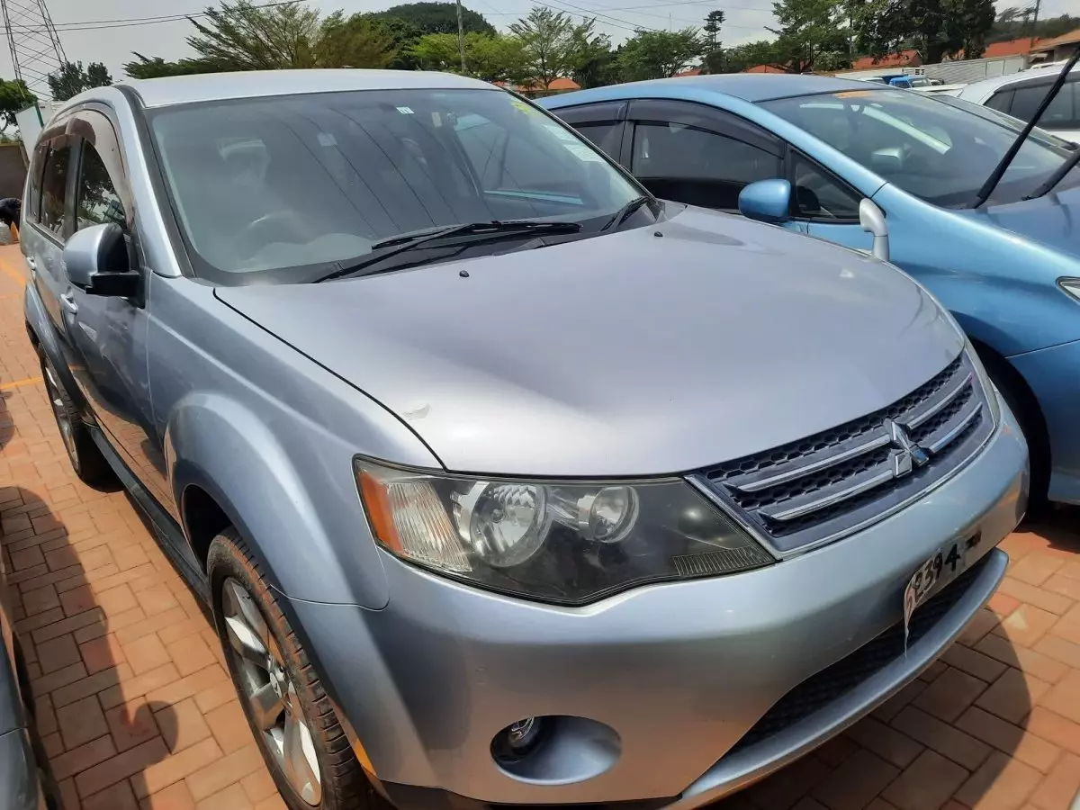 Mitsubishi Outlander GLX - 2008