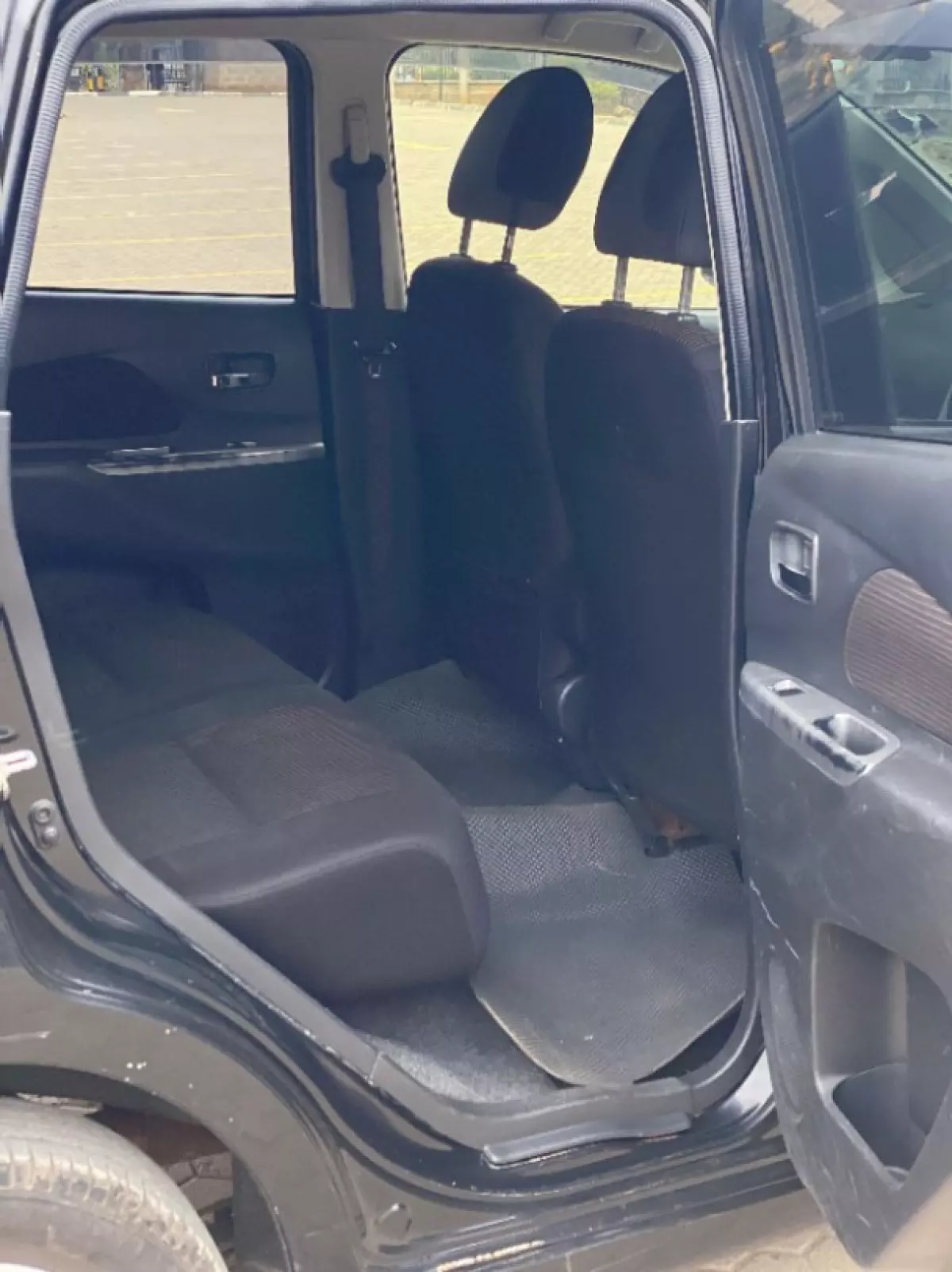 interiorBack