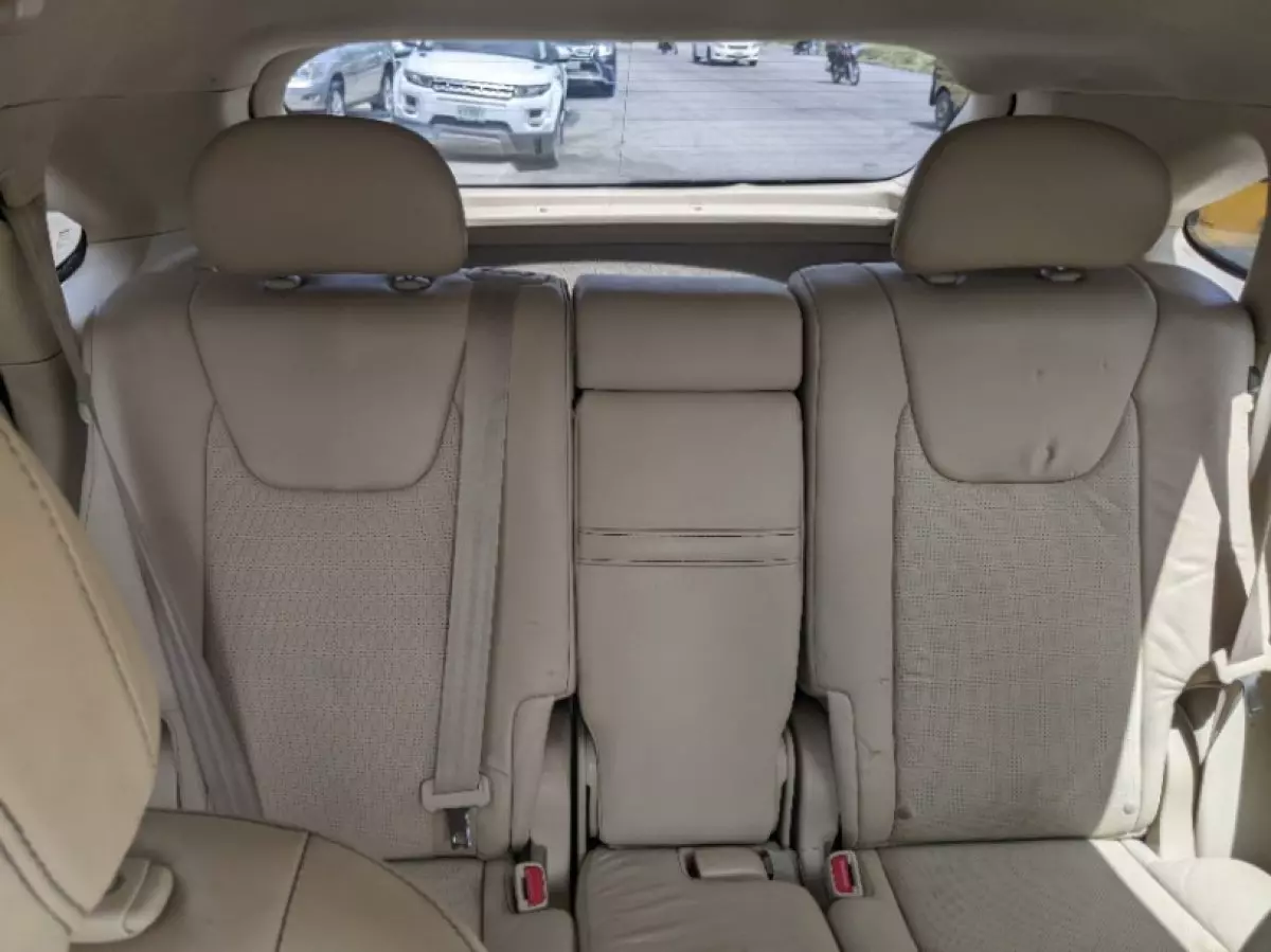 interiorBack