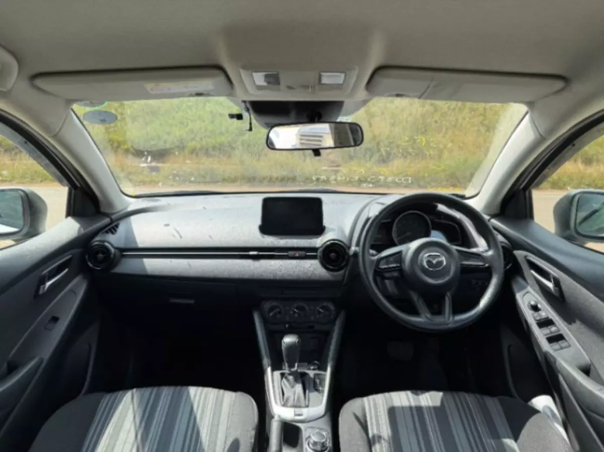 interiorFront