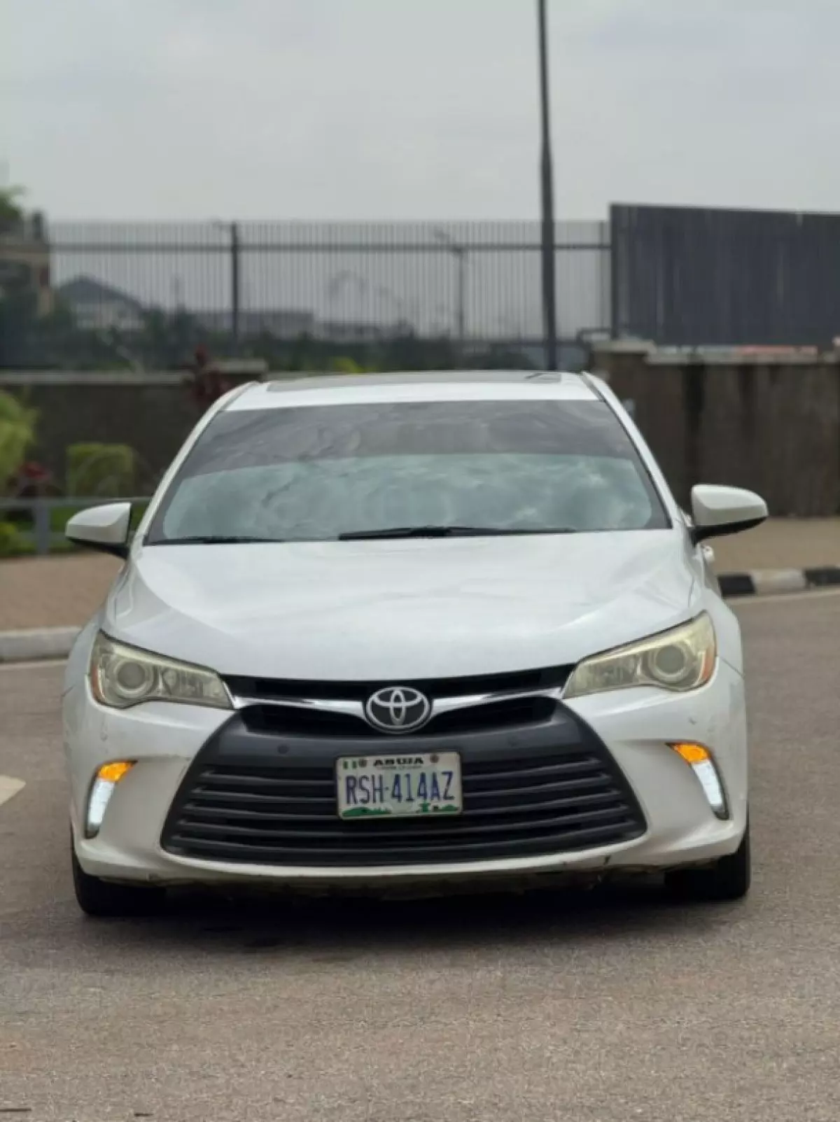 Toyota Camry - 2015