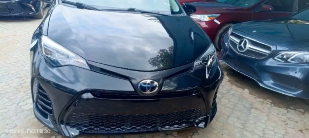 Toyota Corolla - 2017