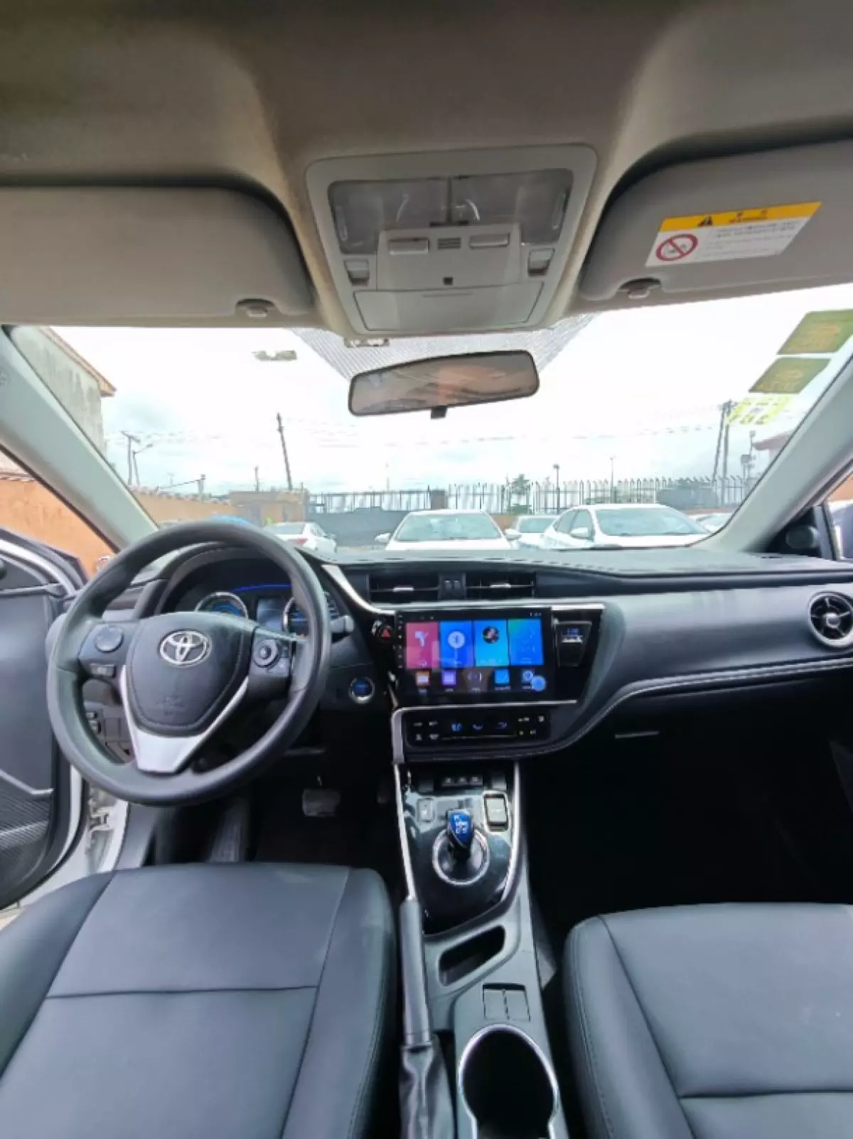 interiorFront