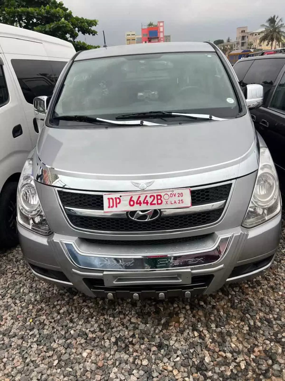 Hyundai H-1 Starex - 2012