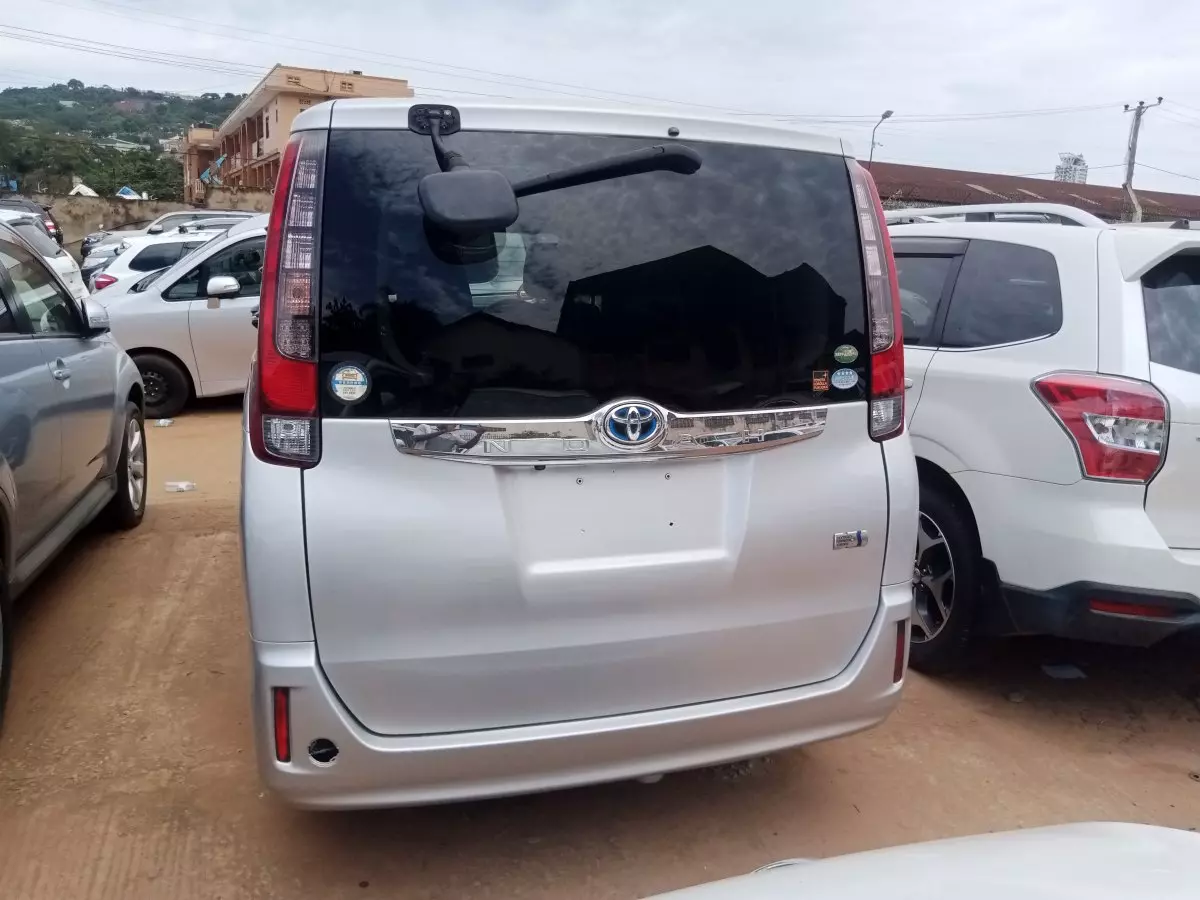 car Back