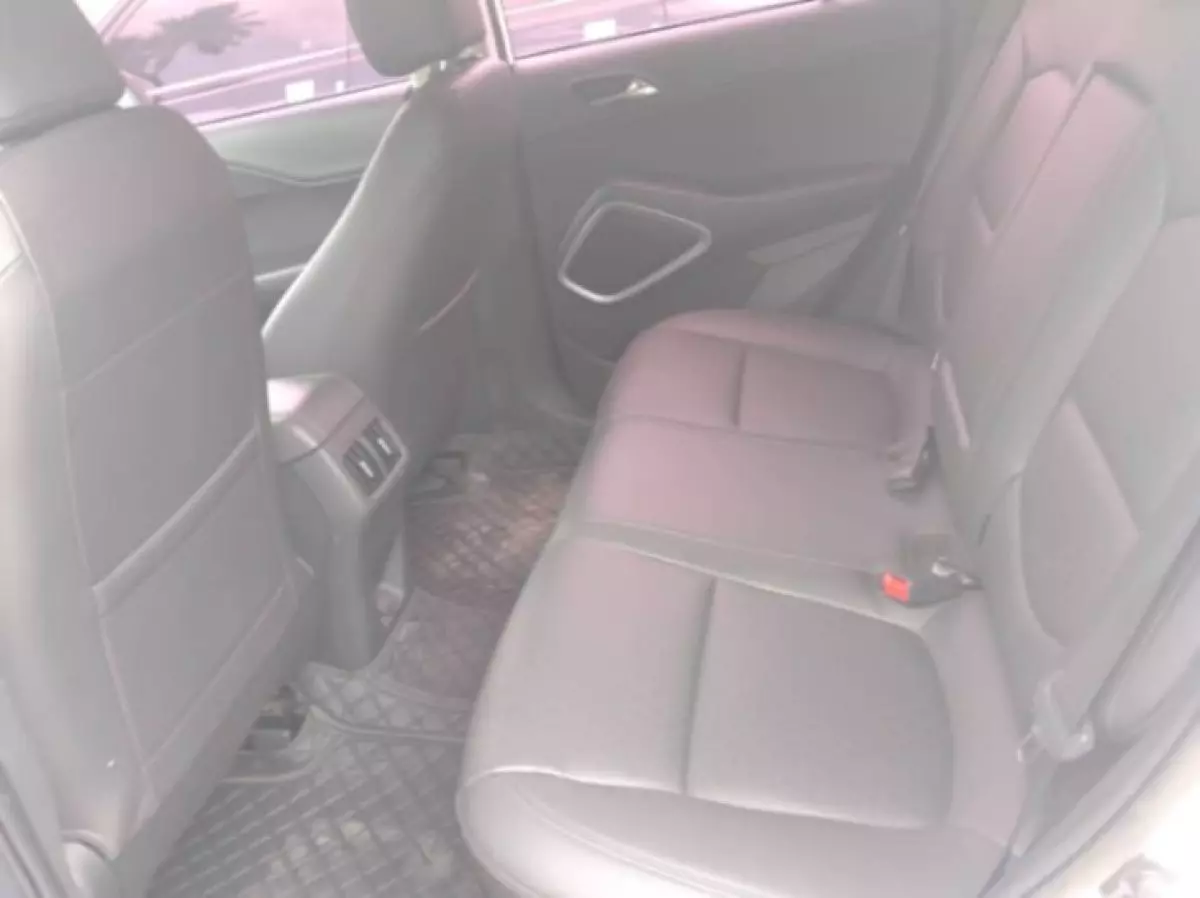 interiorBack