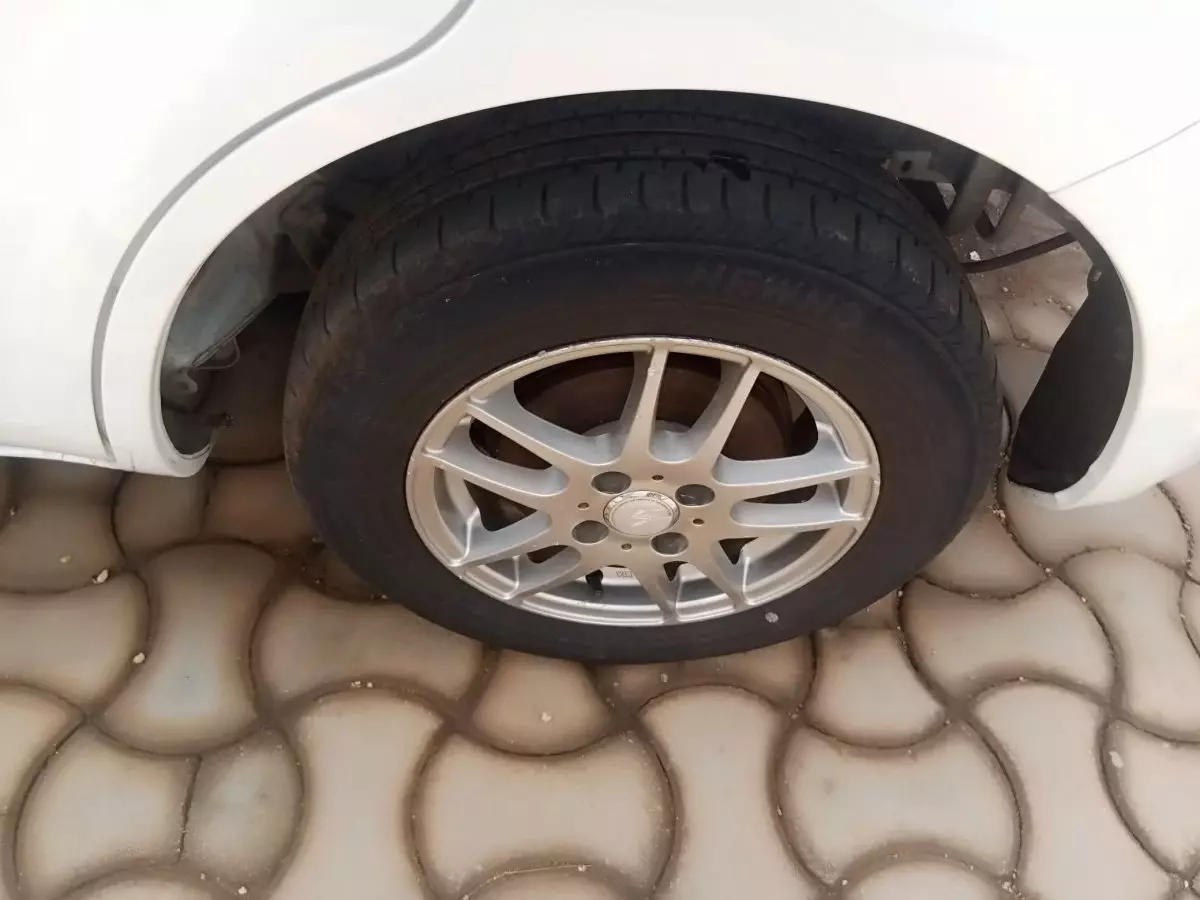 tyre0