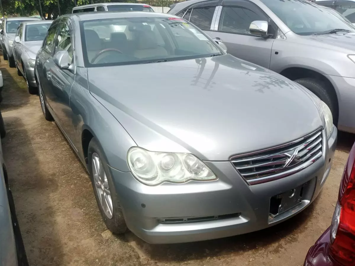 Toyota Mark X - 2008