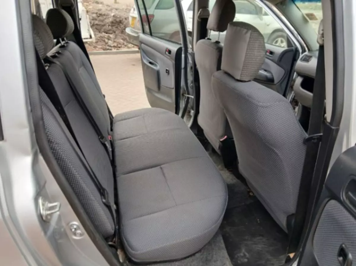interiorBack