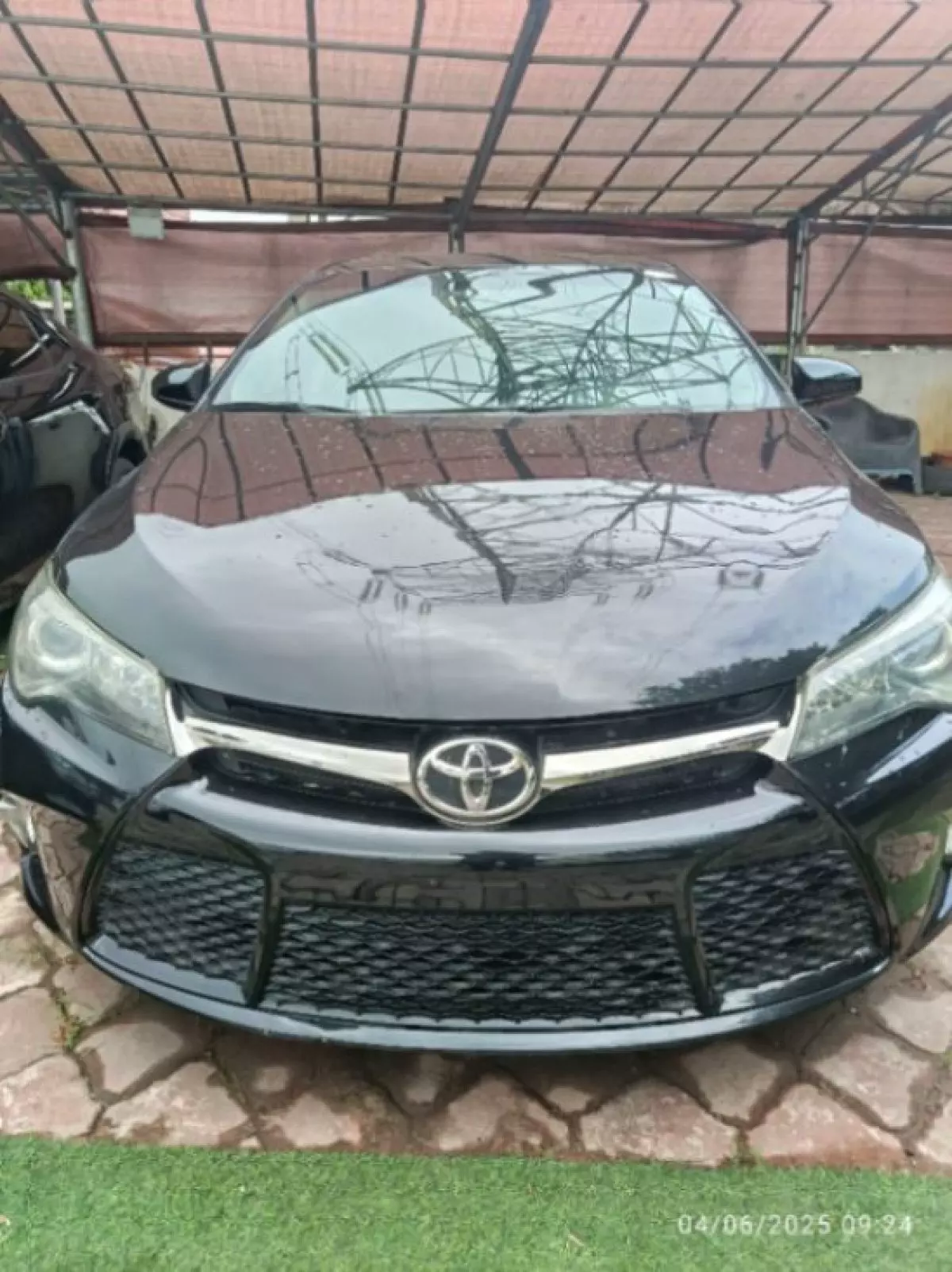 Toyota Camry - 2017