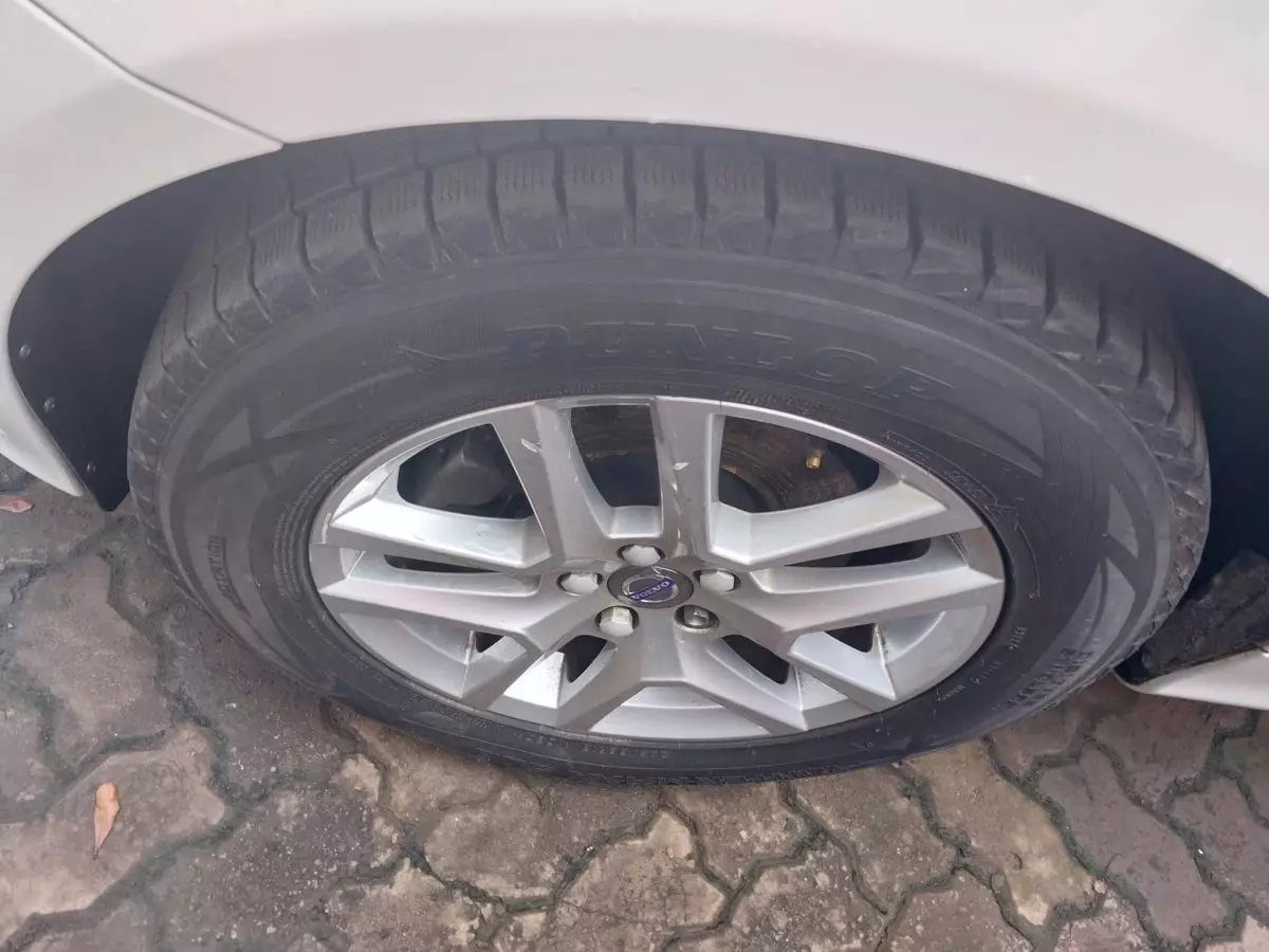 tyre3