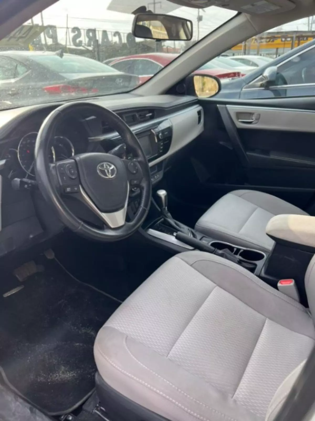 interiorFront