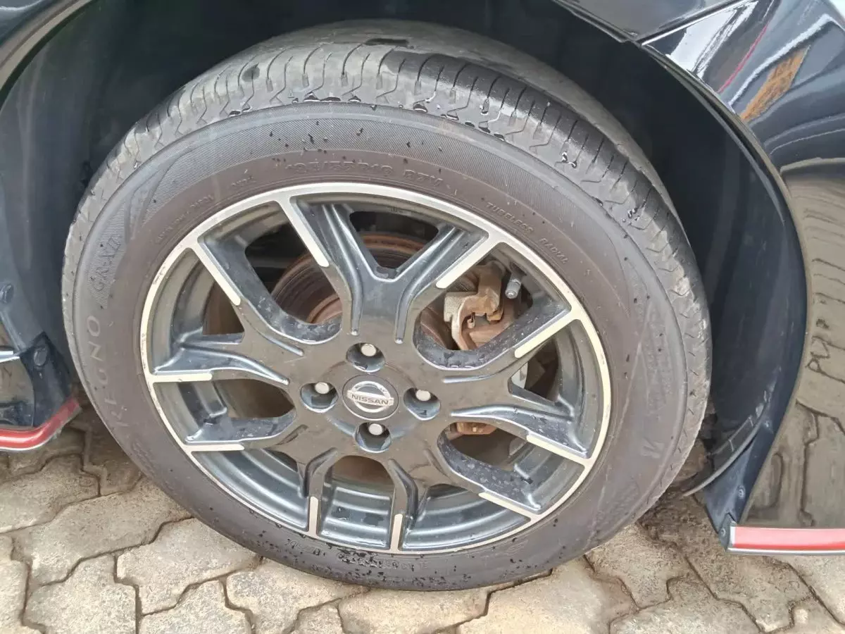 tyre1