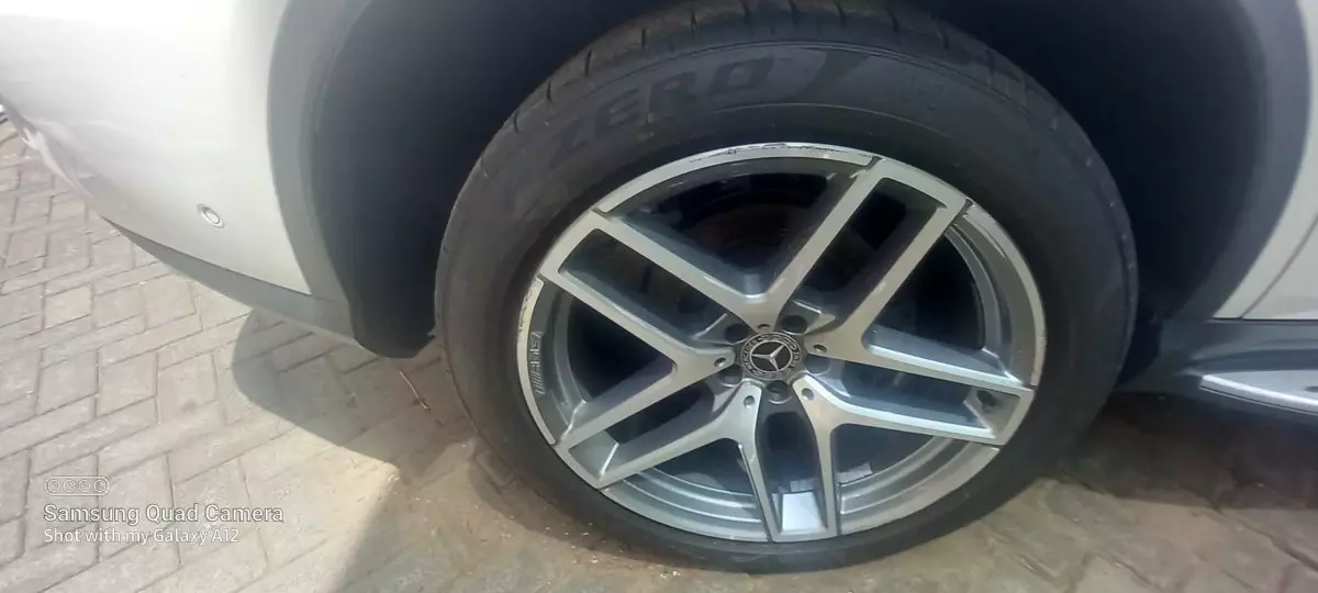 tyre2