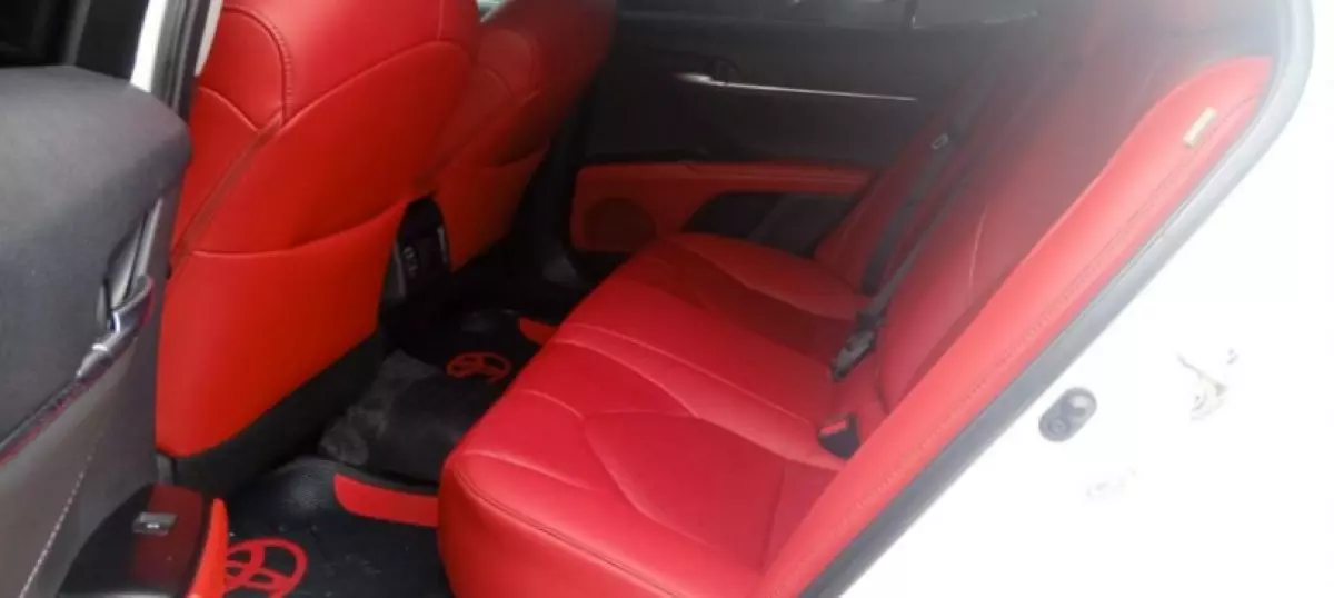 interiorBack