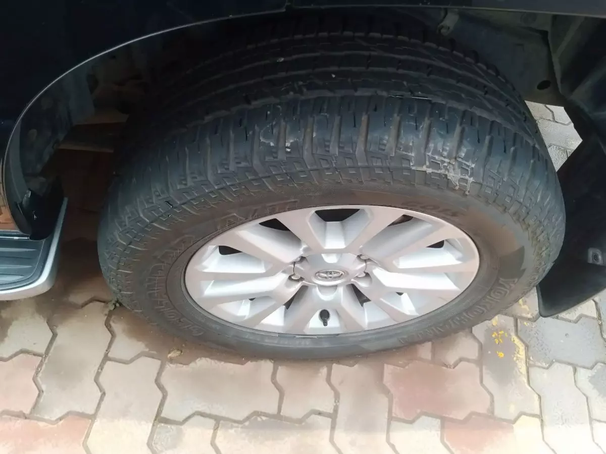 tyre1