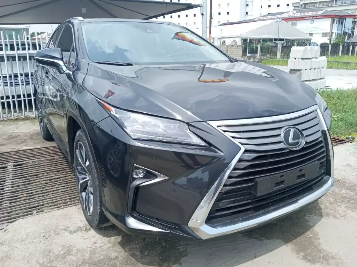 car Right Front