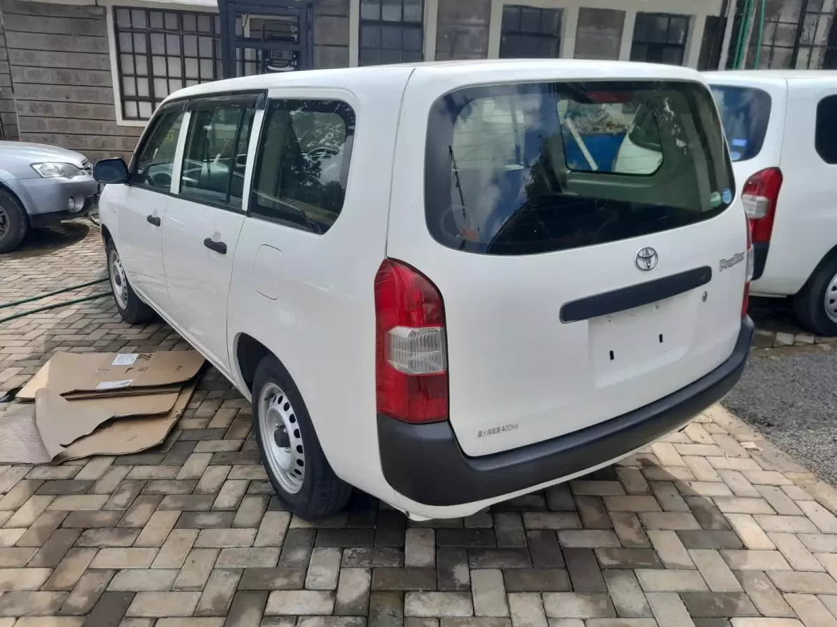 car Right Back