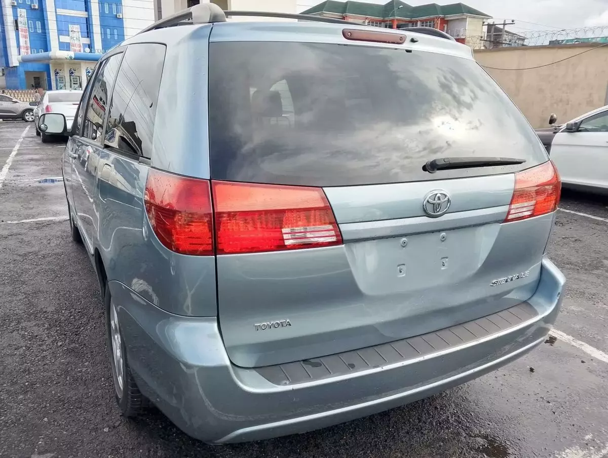 car Left Back