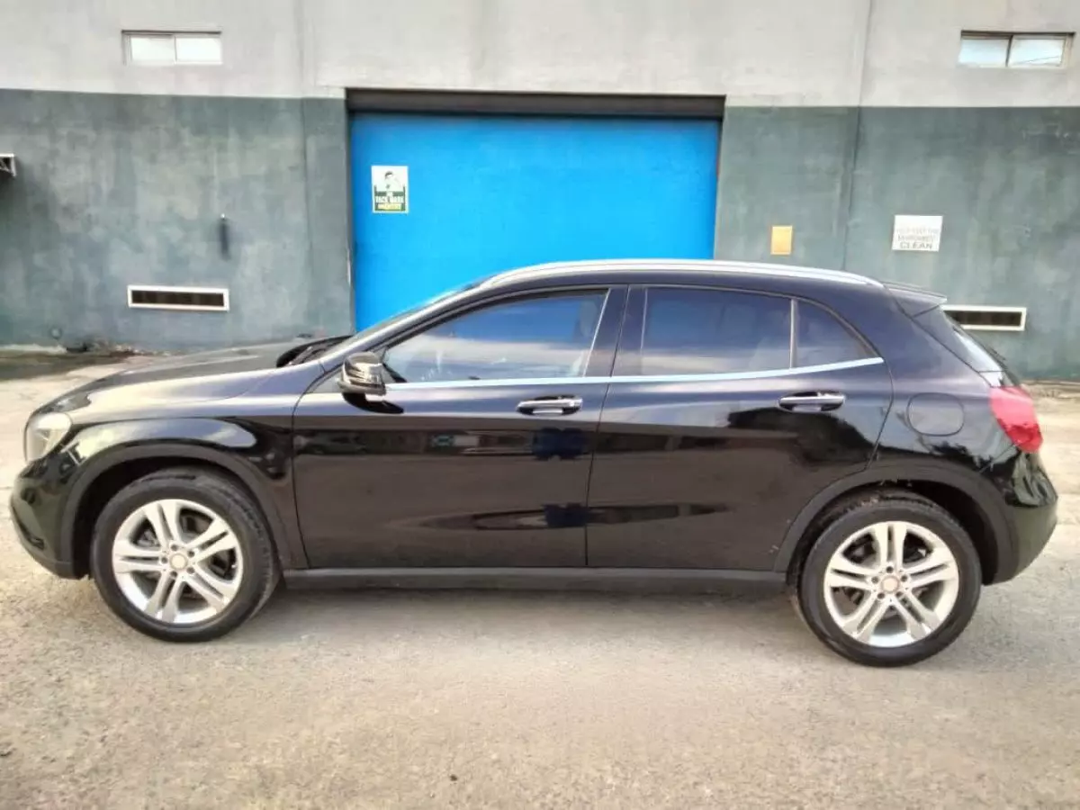 car Left